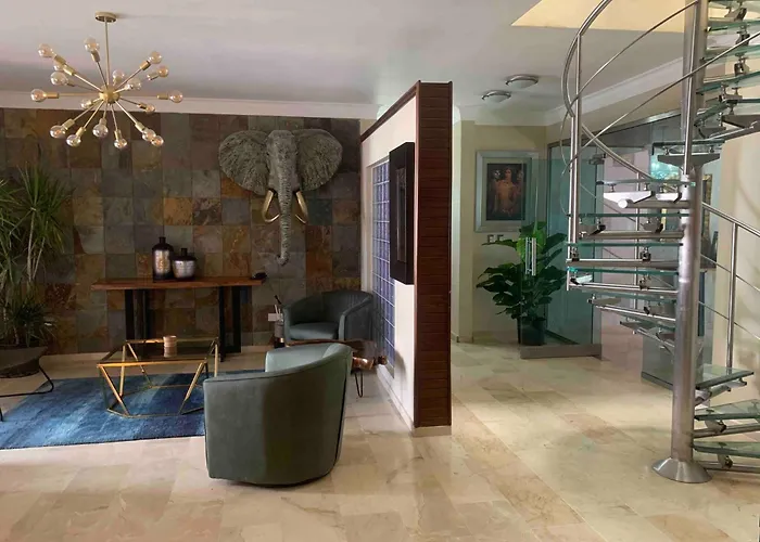 Modern Centrical Evaristo Apartment With Tub