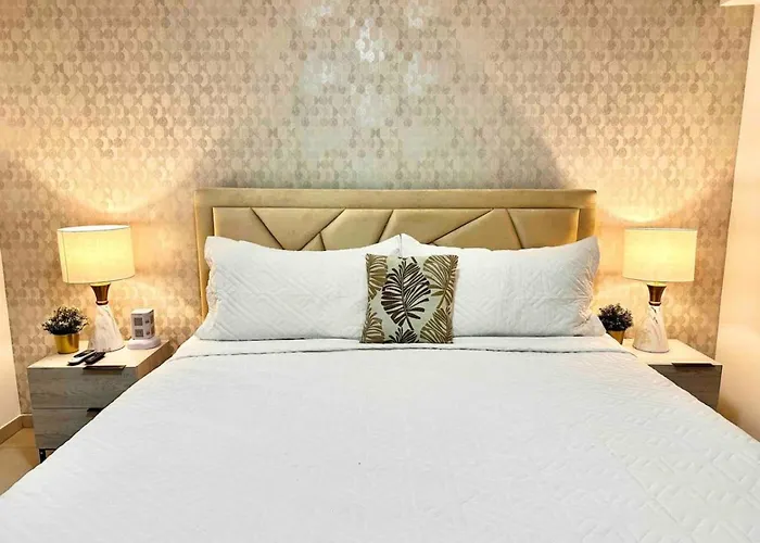 Comfy 2Br City Center Condo